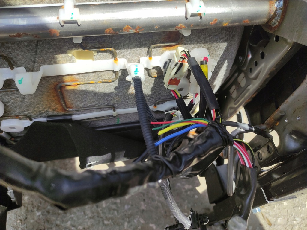 фото №13, Mazda cx-30 сиденья передняя заднее сиденье задняя кожа