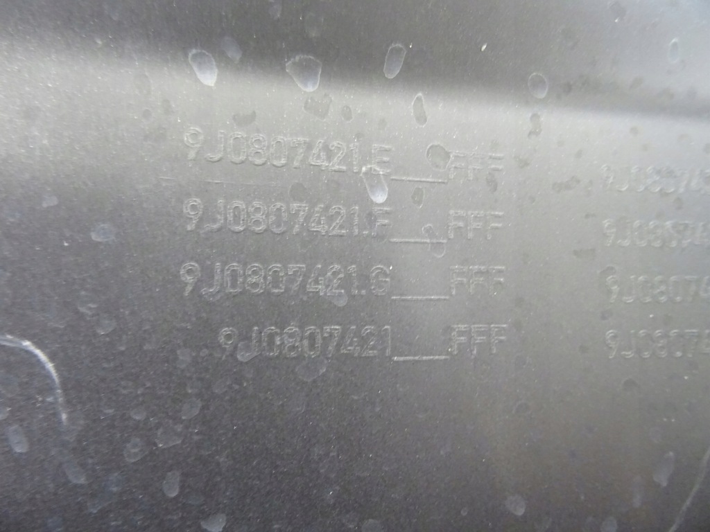 фото №14, Porsche taycan 9j0 бампер задня tylnii