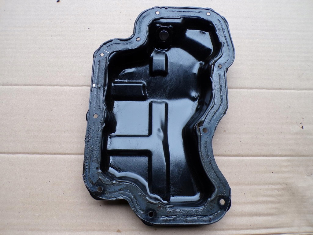 фото №1, Поддон масляная renault clio dacia sandero 0.9 1.0 tce 111116195r