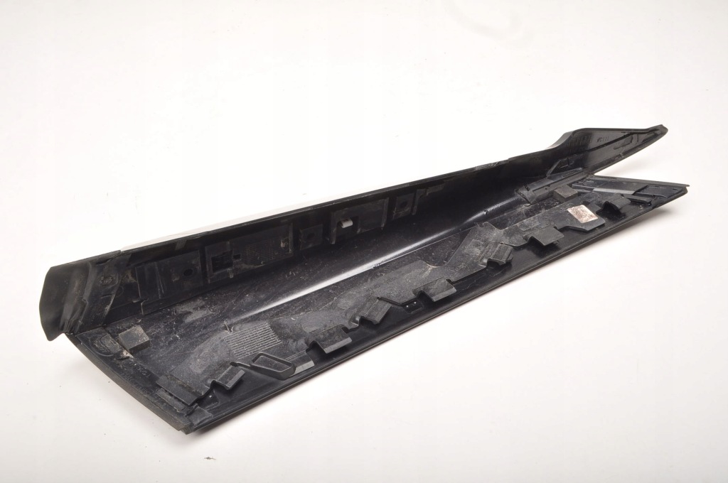 Land rover discovery l462 захист стійка лівий задній hy32-29149-ae Недорого