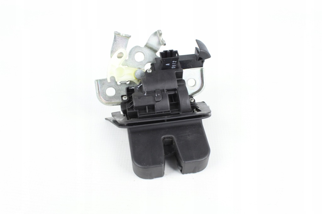 фото №1, Замок кришки багажника audi a4 b8 kombi 07-15