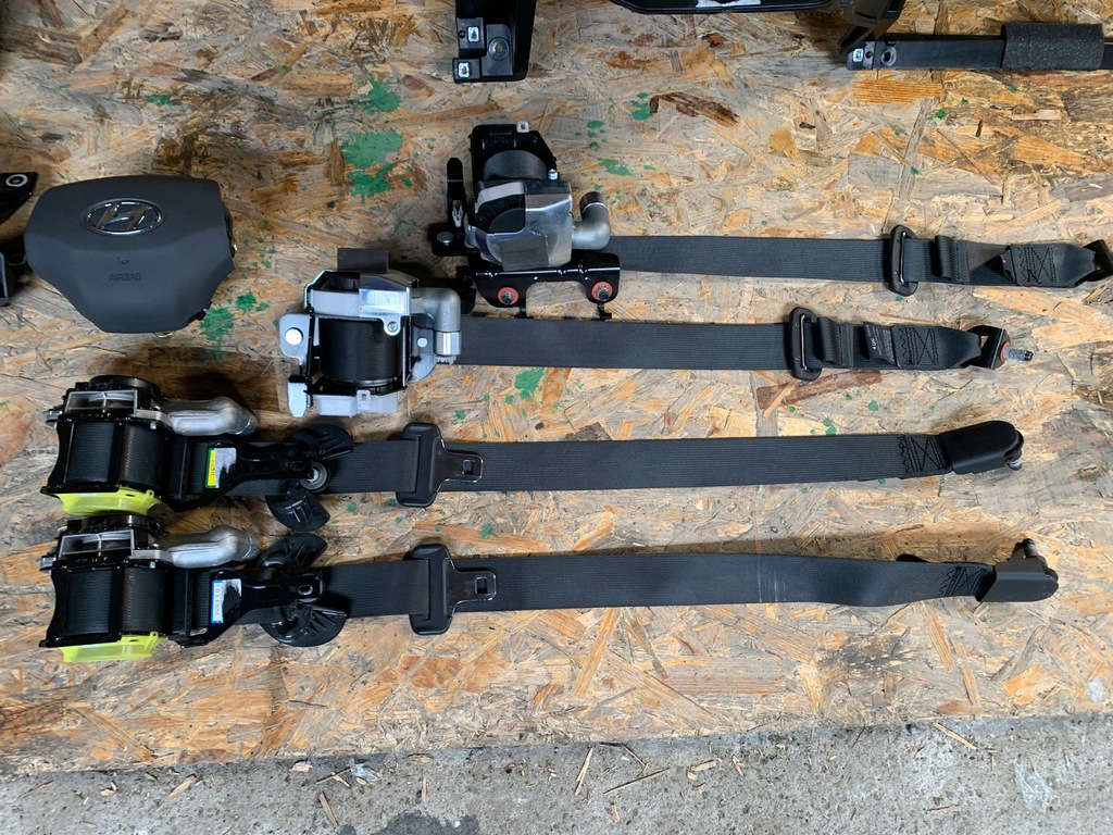 фото №2, Hyundai ioniq приборная панель консоль подушка безопасности ремни