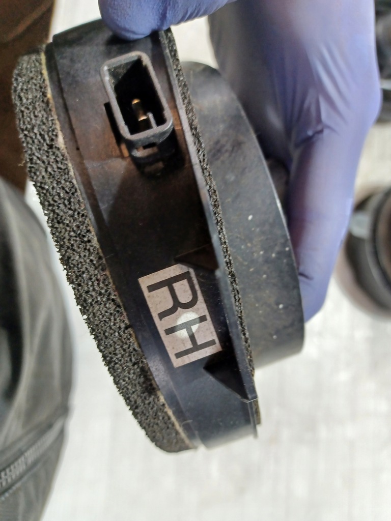 фото №6, Динамік правий перед subaru impreza 86301fg000