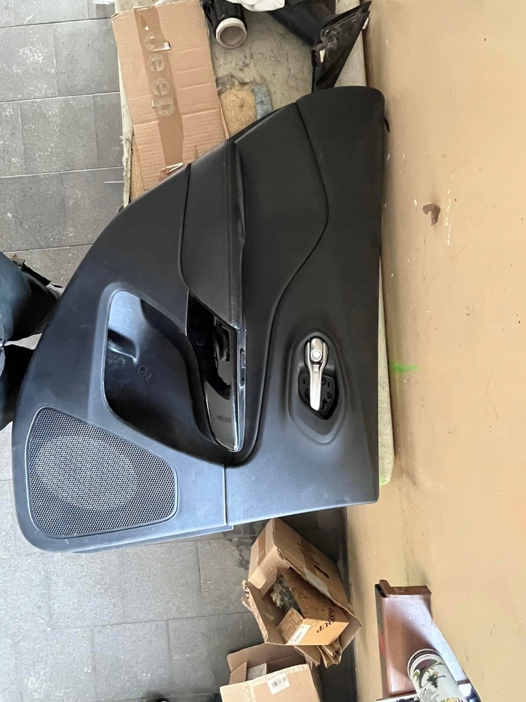 фото №1, Jeep cherokee kl обшивка дверь левый задняя