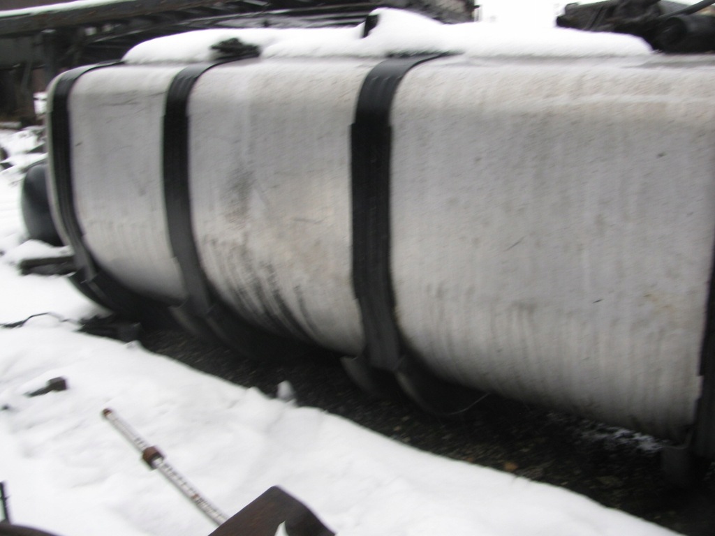 фото №1, Renault magnum dxi бак топлива.