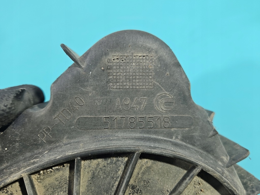 фото №9, Корпус фильтра воздуха alfa romeo 159 51785518 1.9 jtd