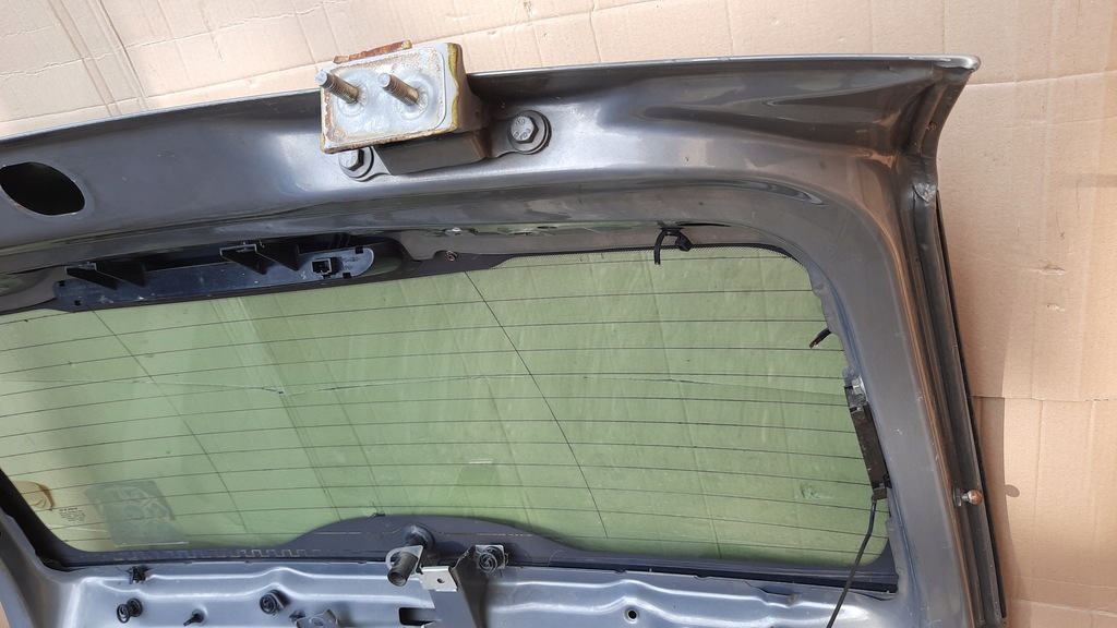 фото №13, Кришка багажника задня volvo v50 05r