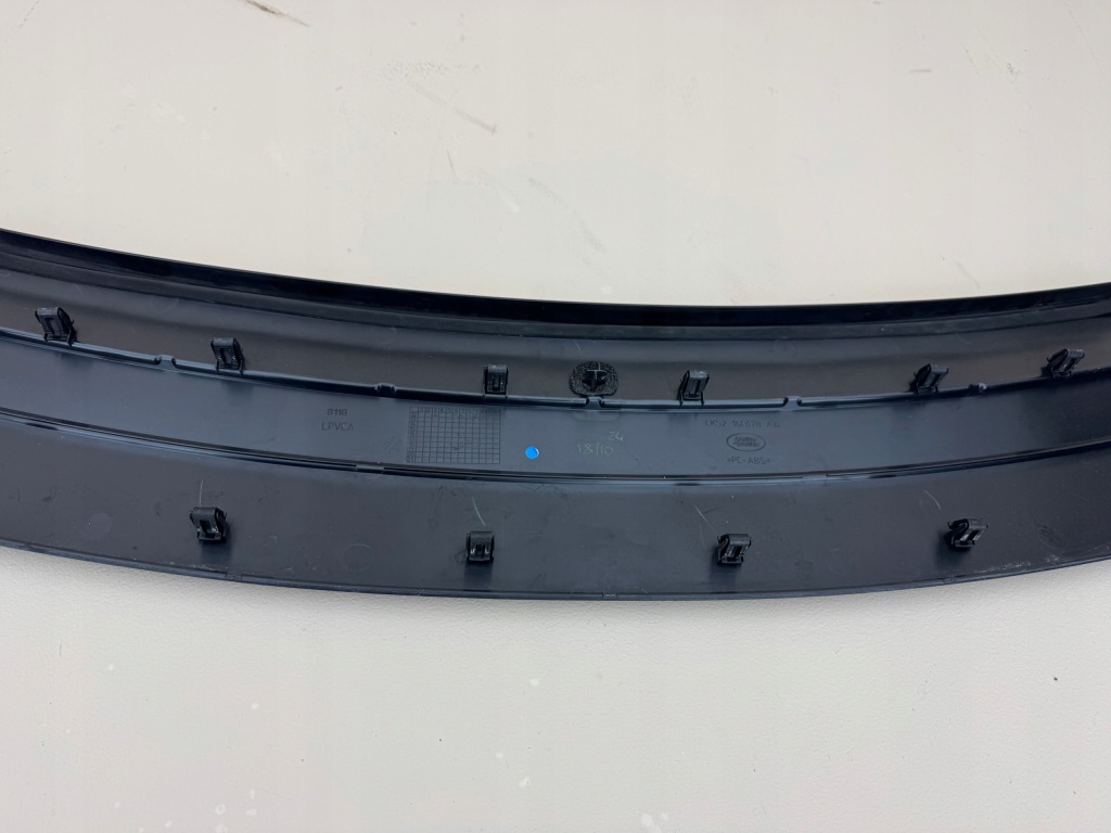 Купить Land rover vogue l405 молдинг капот перед передняя ck52-16c628