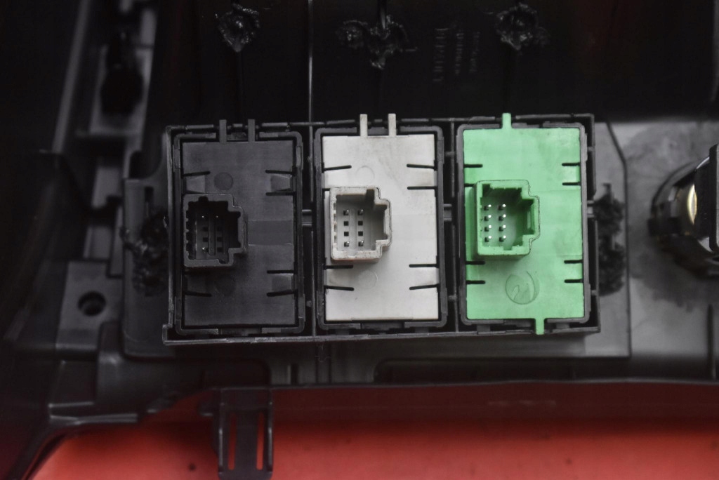 фото №14, Тунель середній eu dacia spring 21-