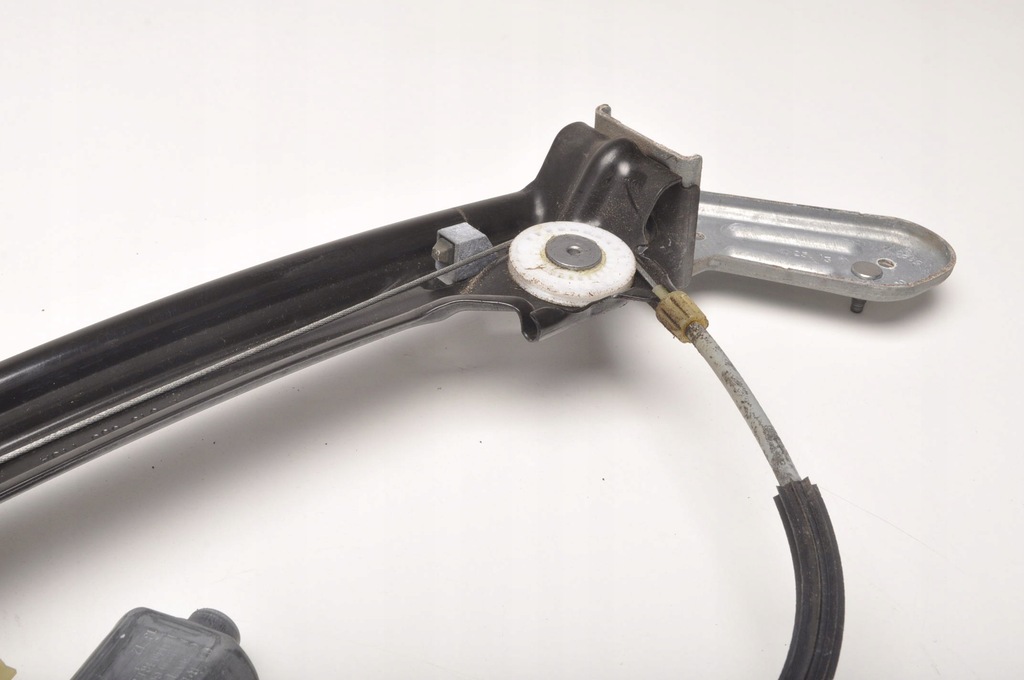 фото №9, Maserati ghibli iii подъемник стекло правый задняя