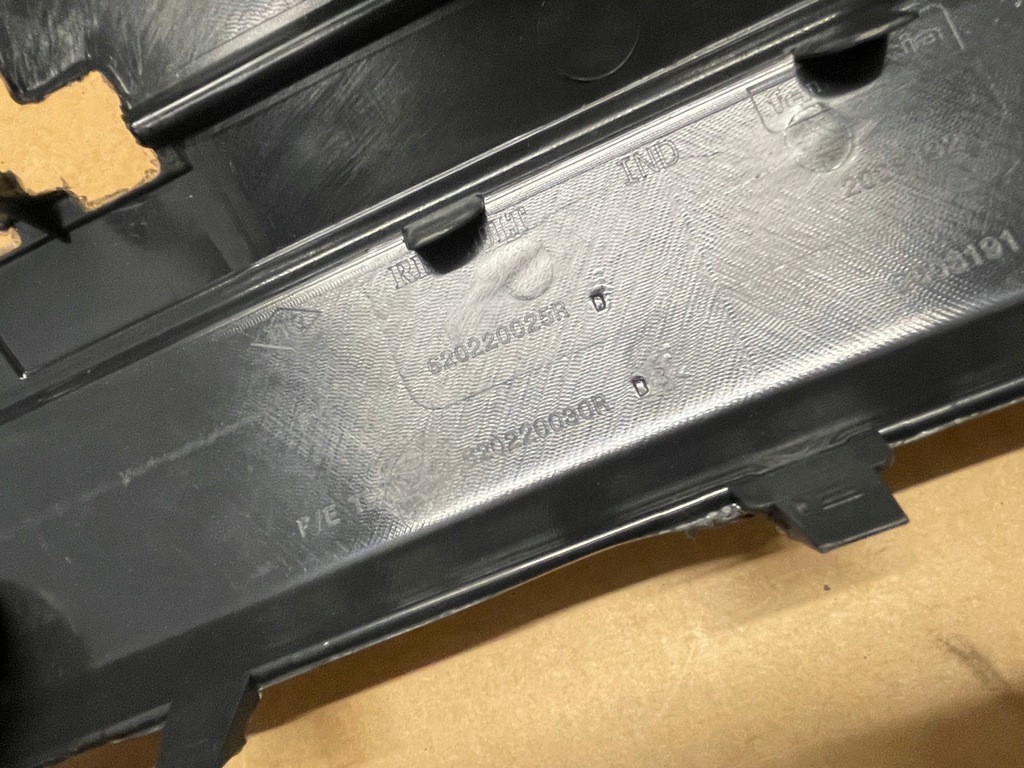 фото №8, Dacia duster i 10+ бампер перед передній новий oem 620220025r