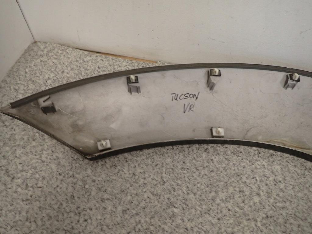 фото №8, Hyundai tucson 04- молдинг крила передня права