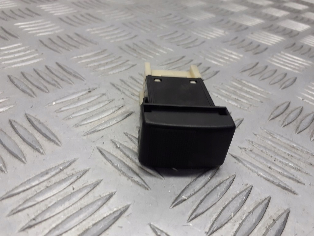 фото №1, Заглушка консолі mazda 5 cr 759170