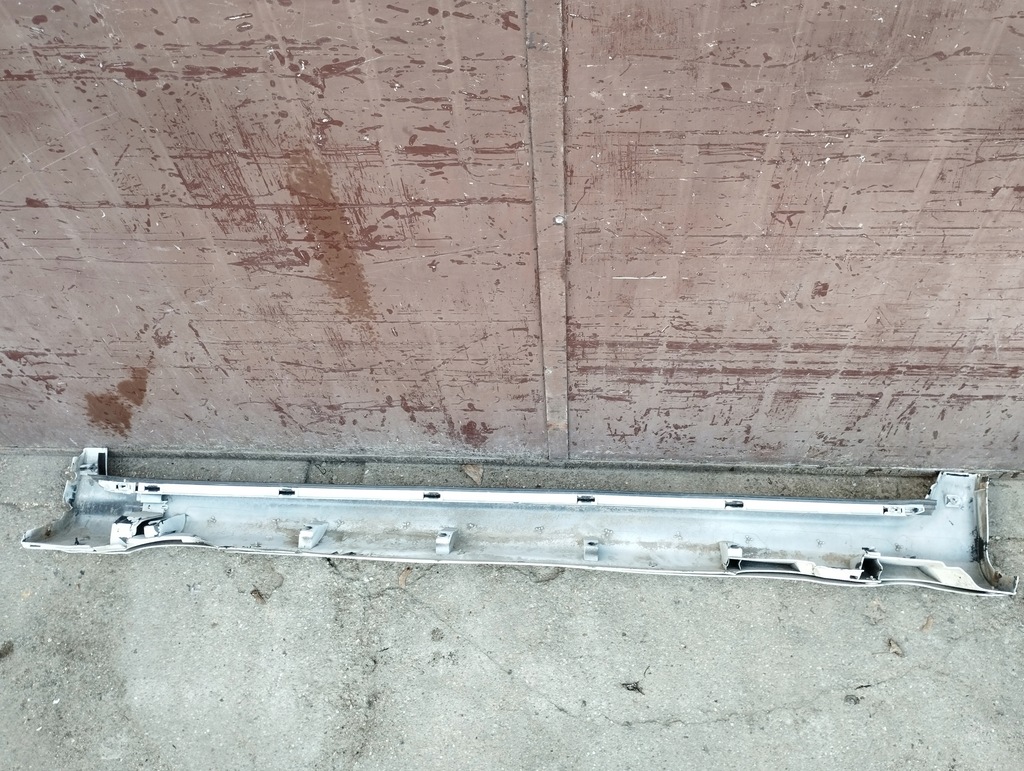 фото №5, Поріг молдинг права volvo xc60 r-design 2008-2013