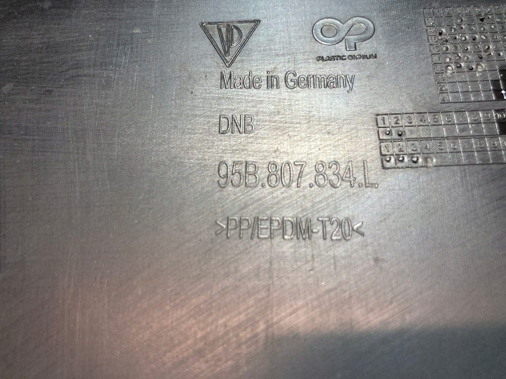 фото №9, Спойлер диффузор бампера заднего porsche macan 95b