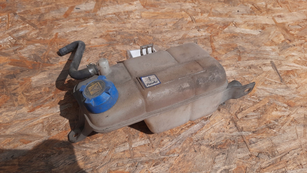 фото №1, Бачок рідина охолоджуючої alfa romeo 147 01r