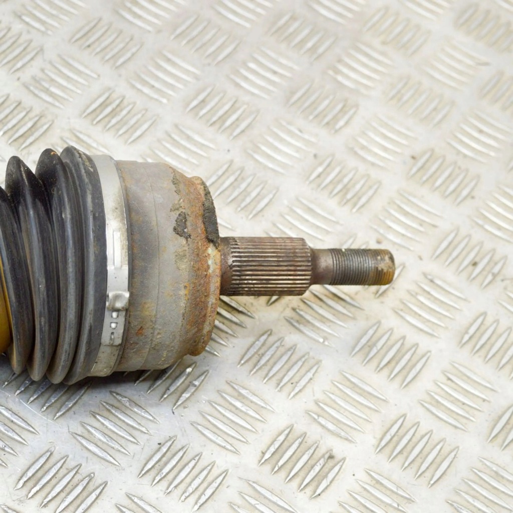 фото №6, Volkswagen transporter - caravelle t5 2006 права сторона привідний вал передня