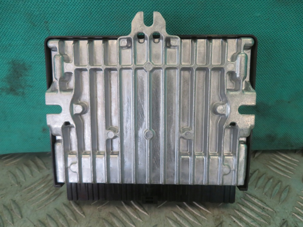 фото №3, Модуль блок управления ecu range rover land rover velar l560 3.0 22r