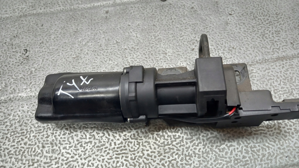 фото №1, Замок кришки renault vel satis i 03r hb 2.0b 4pin