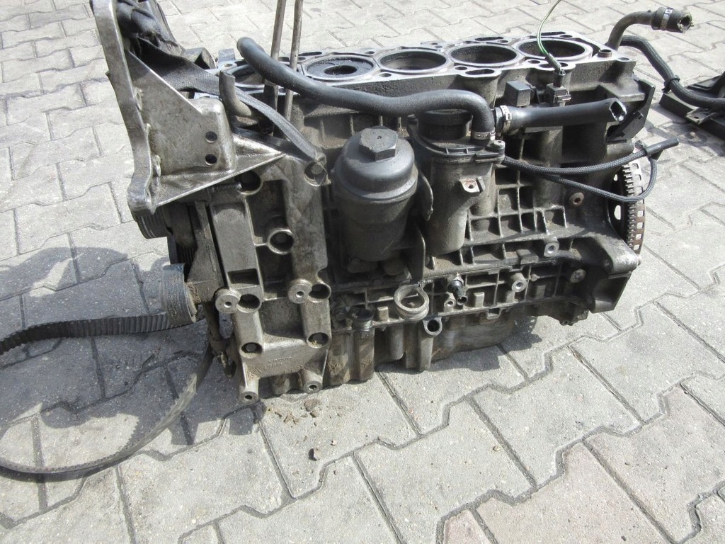 фото №7, Volvo xc90 2.4d 2004 блок двигателя wał поршни kpl