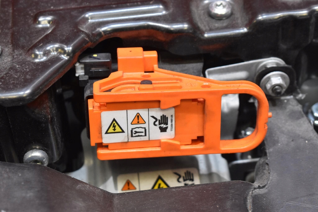 Акумулятор акумулятор fm58-10b759-ag ford c-max mk2 2.0 hybrid 188 km 10-15 Зі Шроту