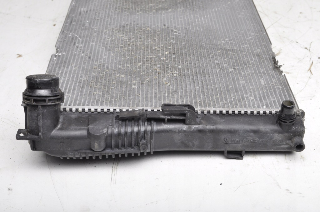 Bmw 3 f30 3.0d радіатор води 7600523-02 Недорого