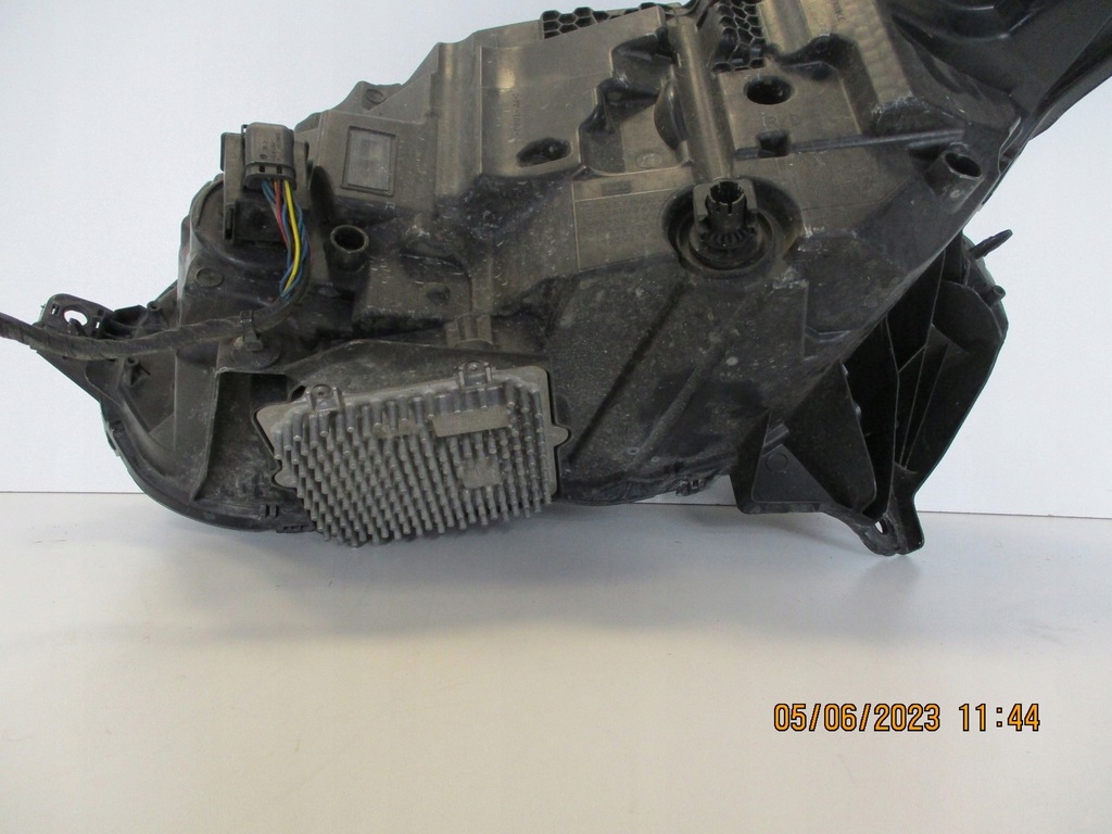 фото №8, Лампа full led правая range velar j8a2-13w029-eg