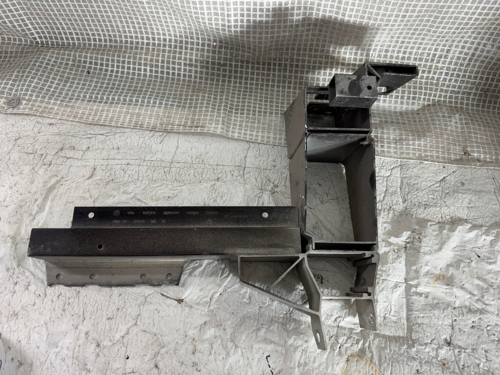 фото №1, Bmw x3 f25 правий панель фари