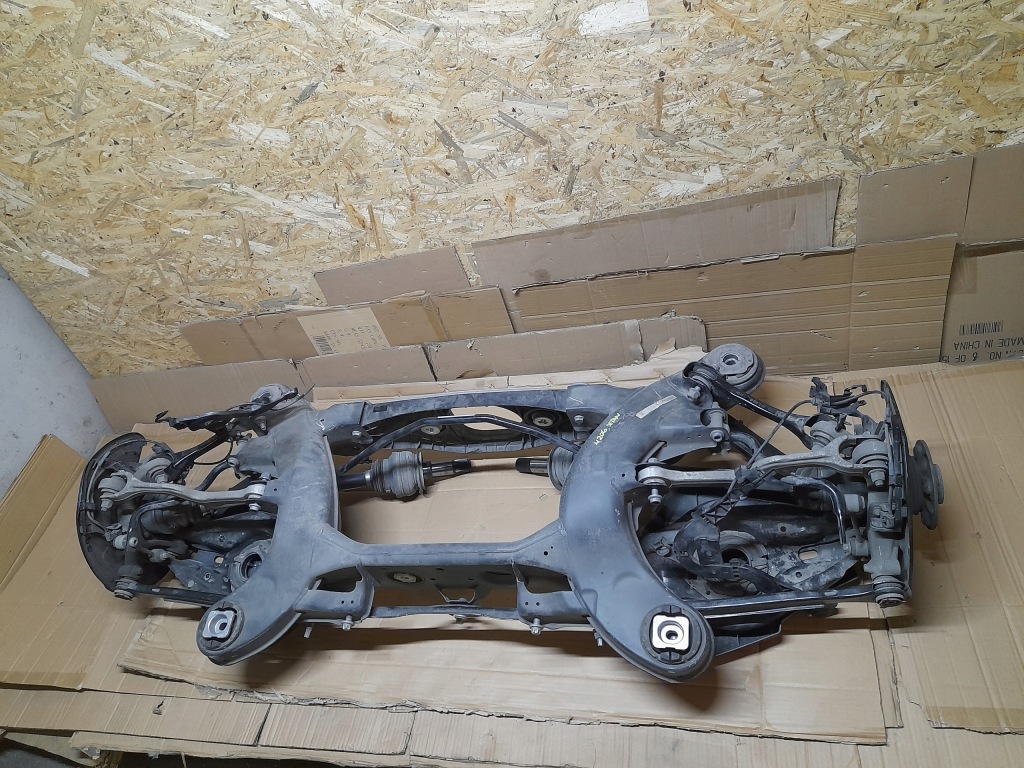 фото №1, Подрамник подрамник задняя mercedes w206 c-klasa sedan