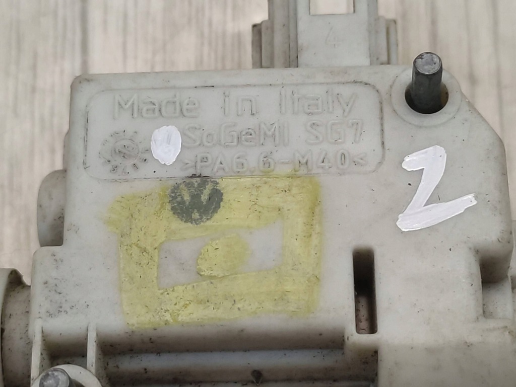 фото №8, Volvo s80 привод крышка заливной топлива pa66m40