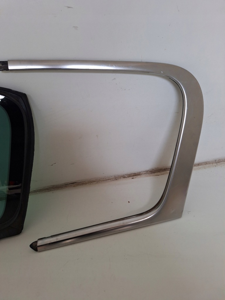 фото №3, Kia sportage iv скло двері лівий задня + хром