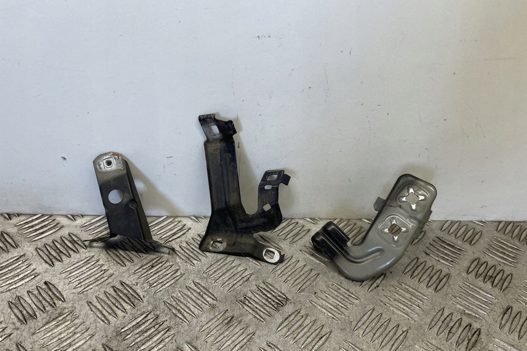 фото №11, Кронштейн передній lewego крила bmw 4 gran coupe f36 7255821 3.0l