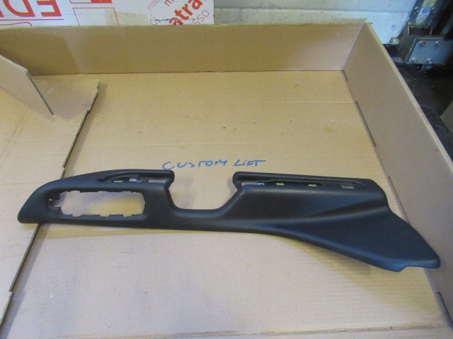 фото №1, Ford custom lift оббивка обшивка двері лівий