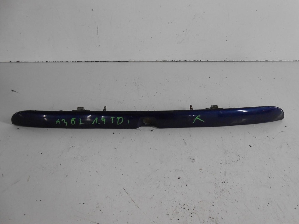 фото №1, Молдинг накладка крышки задняя audi a3 8l #