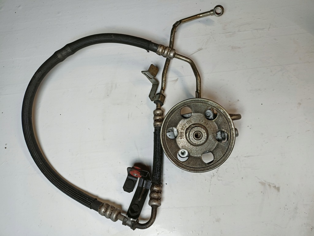 фото №1, Maserati ghibli 14+ 3.0b трубка шланг усилителя