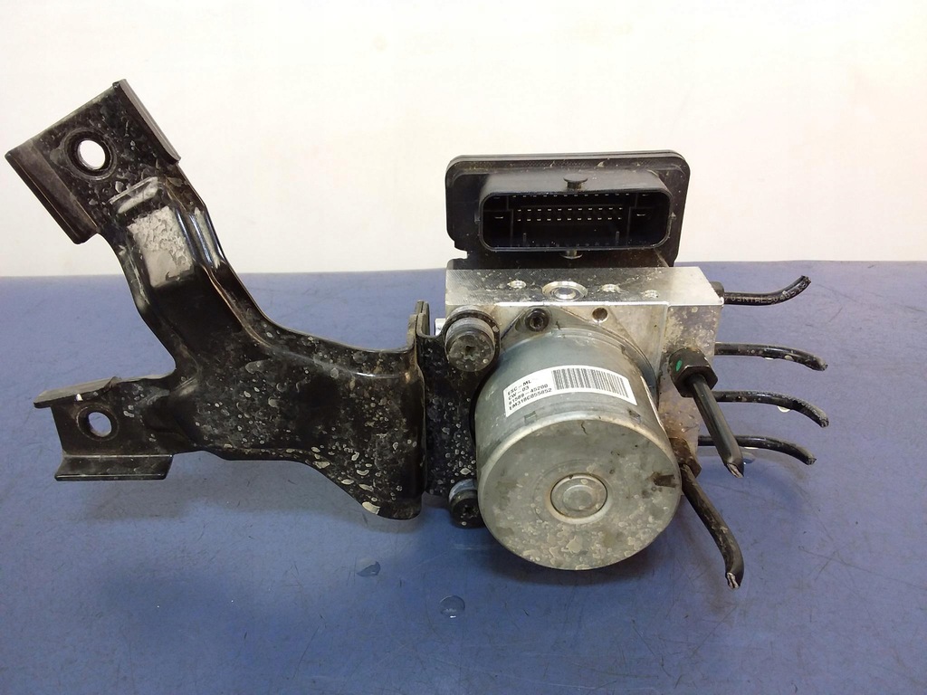 фото №4, Hyundai i20 ii lift 1.2 насос abs 58900-c8280