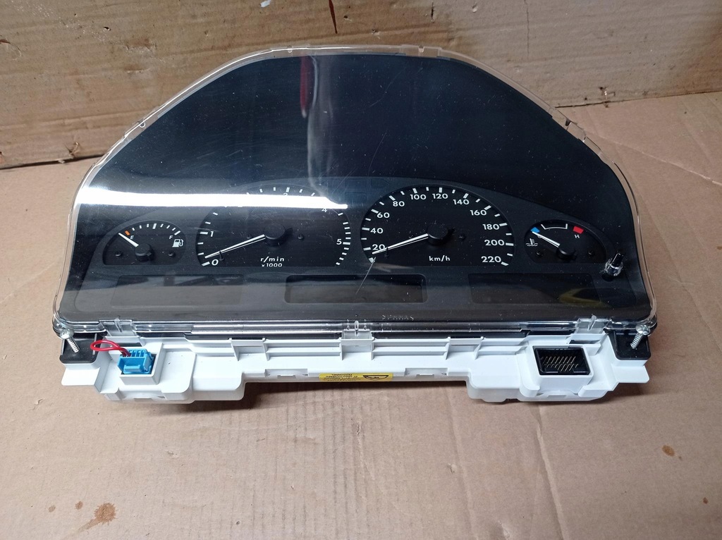 фото №3, Счетчик приборы range rover 2