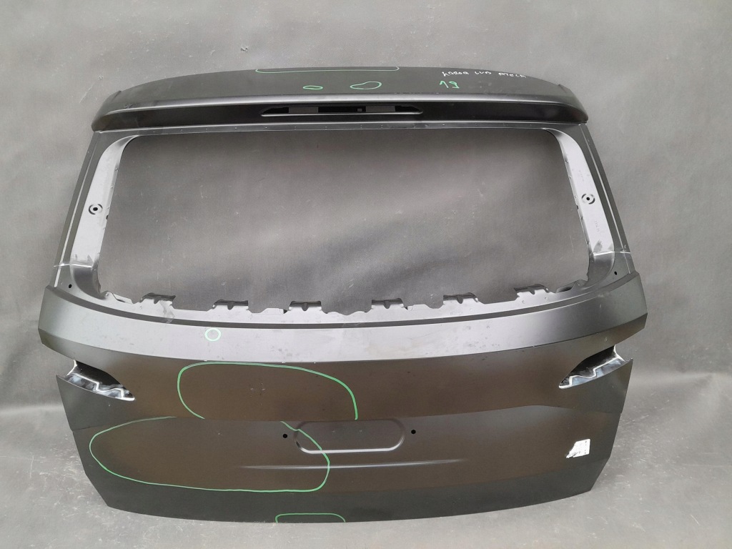 фото №1, Skoda karoq lift 1.5 tsi 110kw 2023 r стекло крышка багажника багажника lf7a 57a827023a