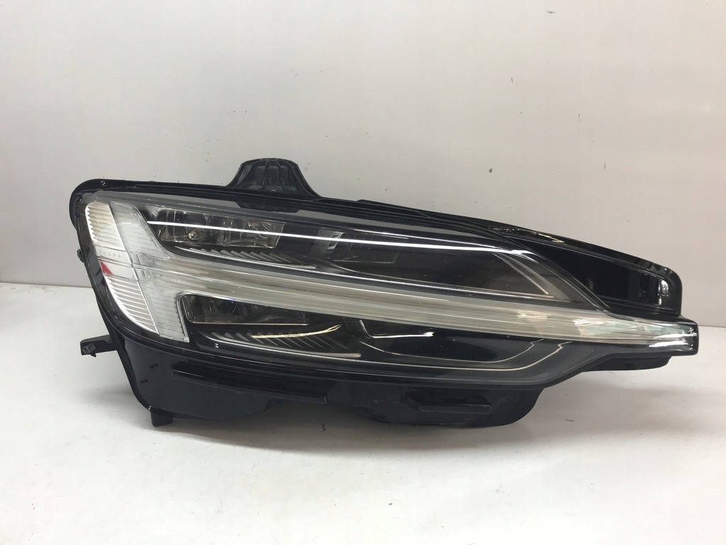 фото №1, Лампа права full led eu перед передня volvo v60 ii s60 iii