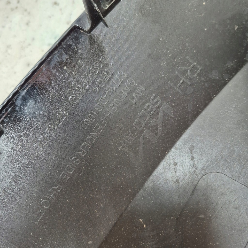 фото №13, Kia ev9 gt-line 23- молдинг накладка крила права перед 87714-do100