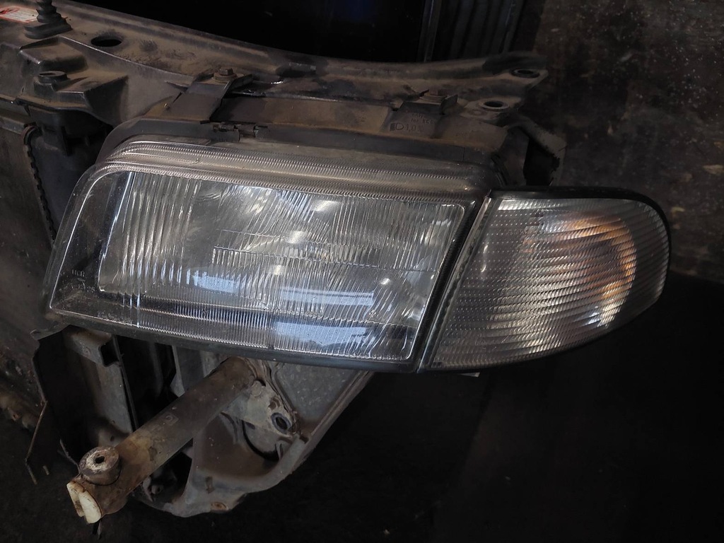 фото №10, Kompletny перед капот бампер крыло лампы pas audi a4 b5 lz5t