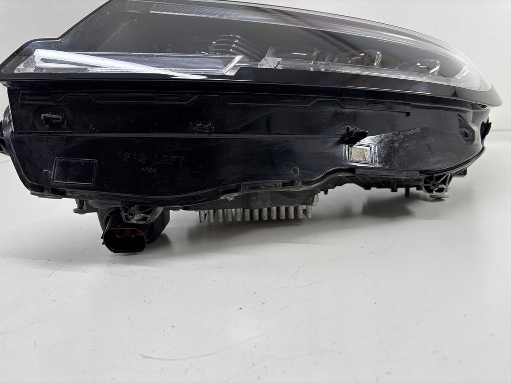 фото №7, Land rover range rover sport l461 2023 перед сторона левая лампа передняя