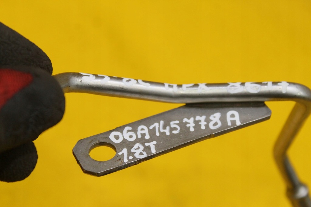 фото №7, Шланг масла турбины s3 8l 1.8 t apx 06a145778a