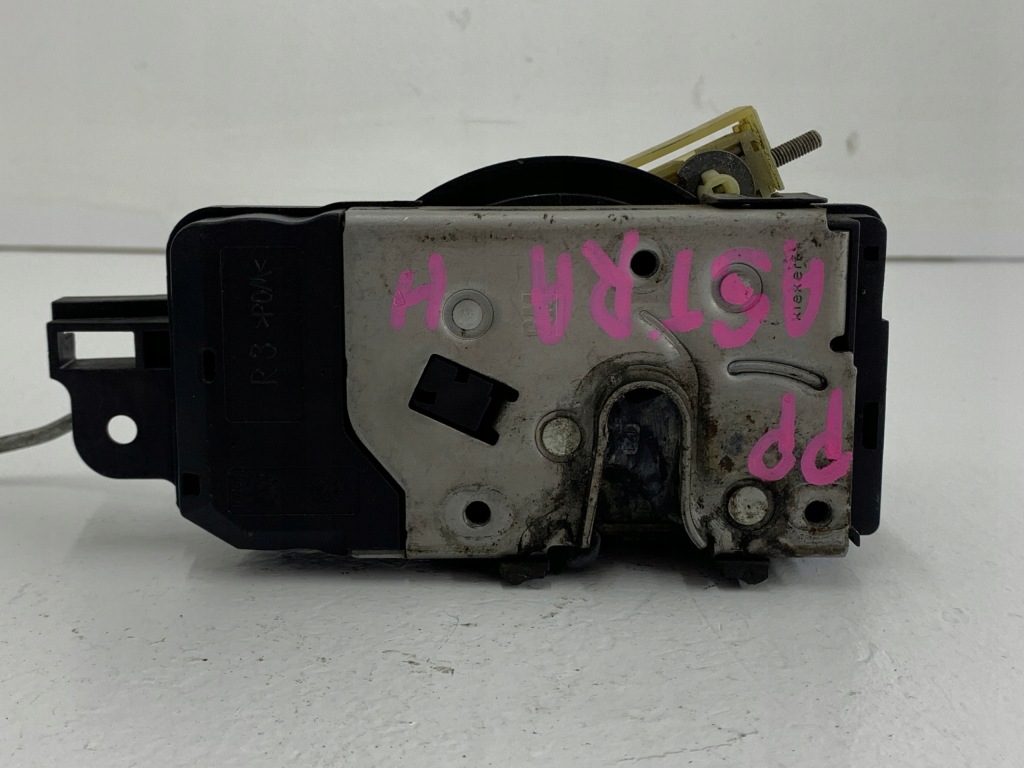 Opel astra h замок дверь правый перед 13128112 Доставка