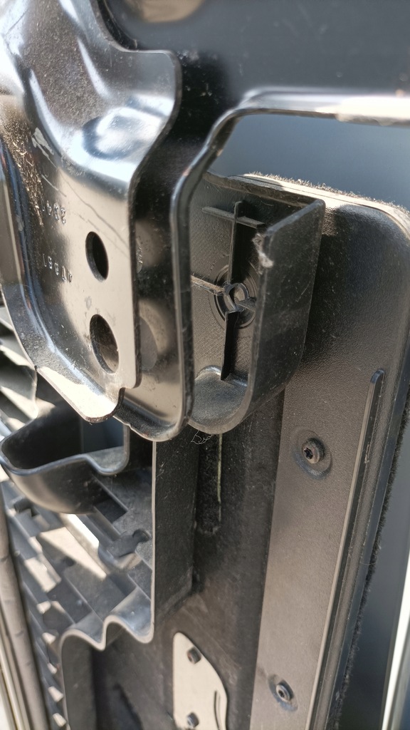 фото №13, Pacifica- підлога багажника usa 5rh97dx9ah