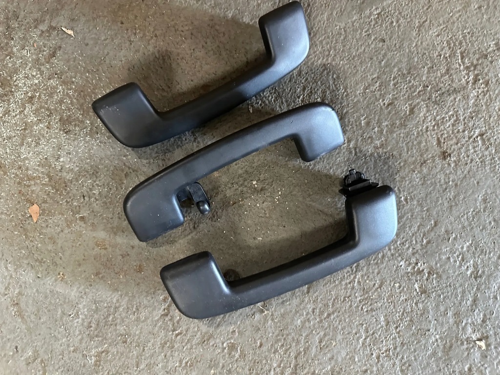 фото №1, Nissan juke ii f16 19- ручка кронштейн стельовий