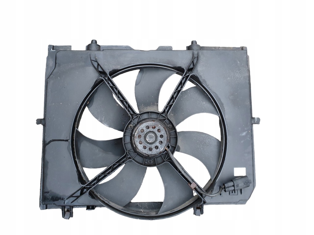 фото №1, E-klasa w210 2.2cdi вентилятор корпус a2105051755