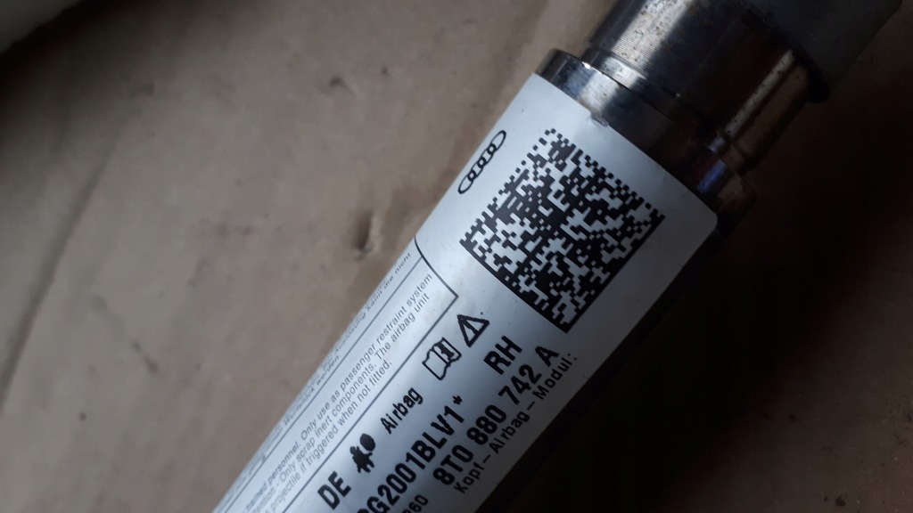 фото №8, A5 8t s5 coupe шторка безпеки подушка безпеки права 8t0880742a