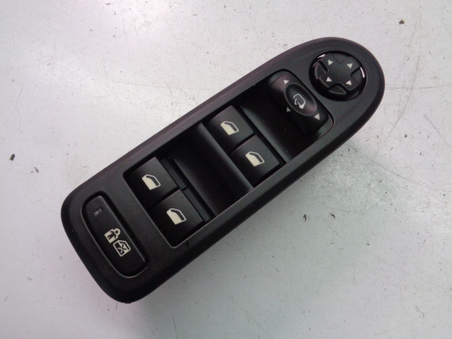 фото №1, Панель вікон лівий перед citroen c5 iii