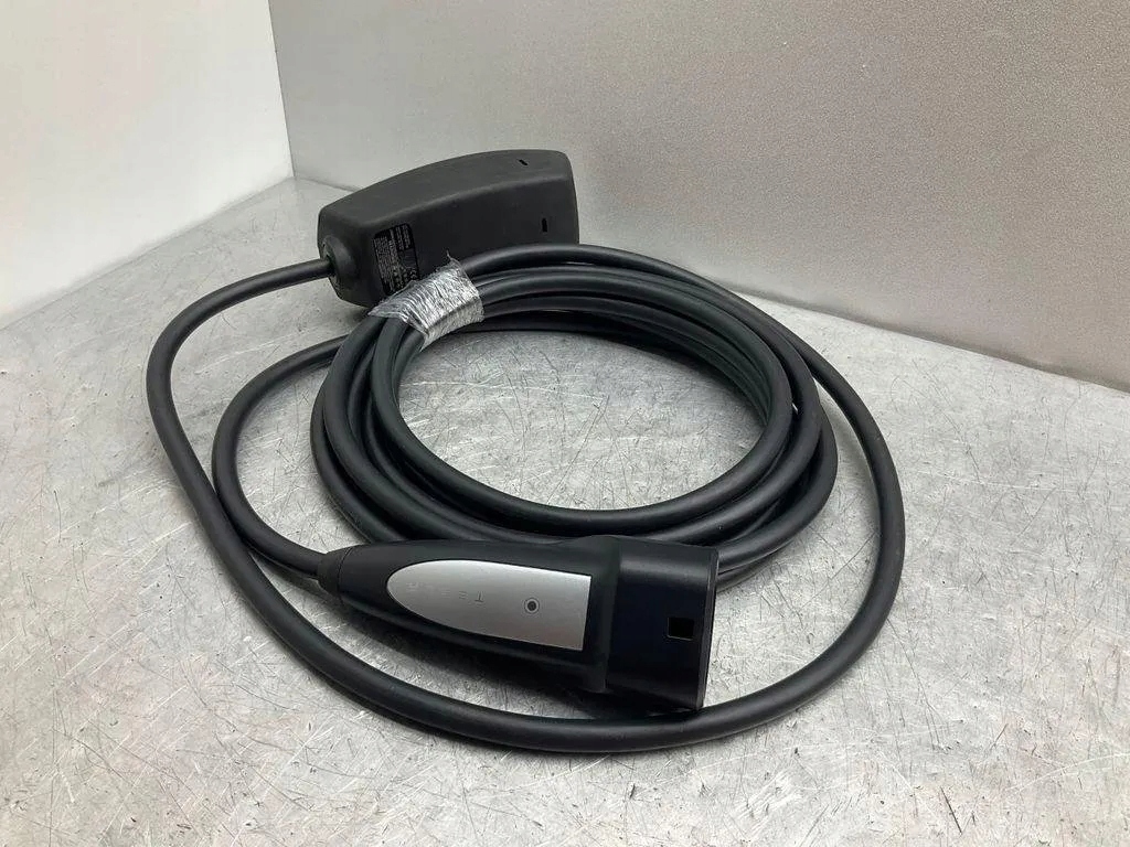 фото №9, Кабель заряджання акумулятора tesla model 3 112125400g electric 340kw 2022